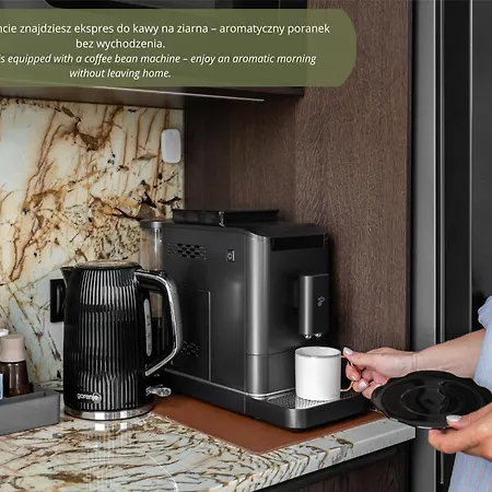 Glam & Chic - Centre By Lion Апартаменти *