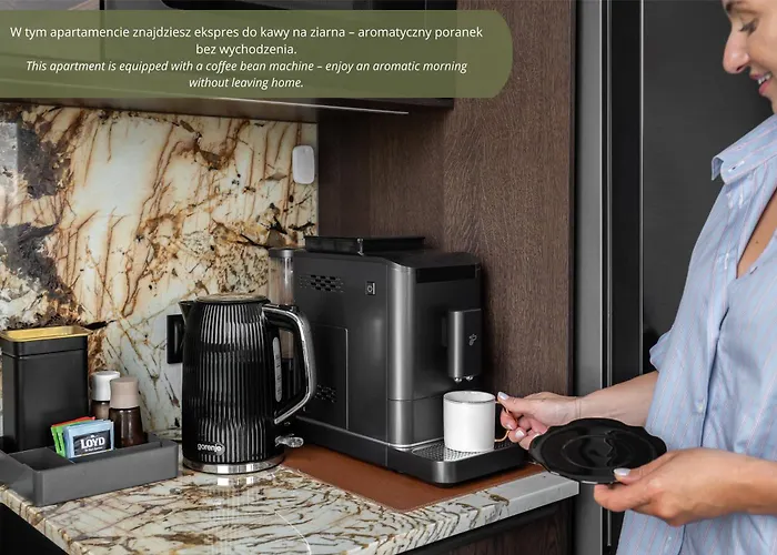 Glam & Chic - Centre By Lion Апартаменти *